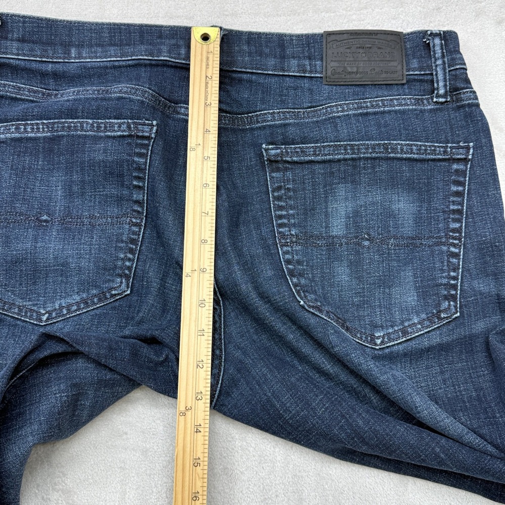 Lucky Brand 363 Vintage Straight Jeans Mens 34x32 Blue Dark Wash Denim Whiskered - Picture 7 of 13